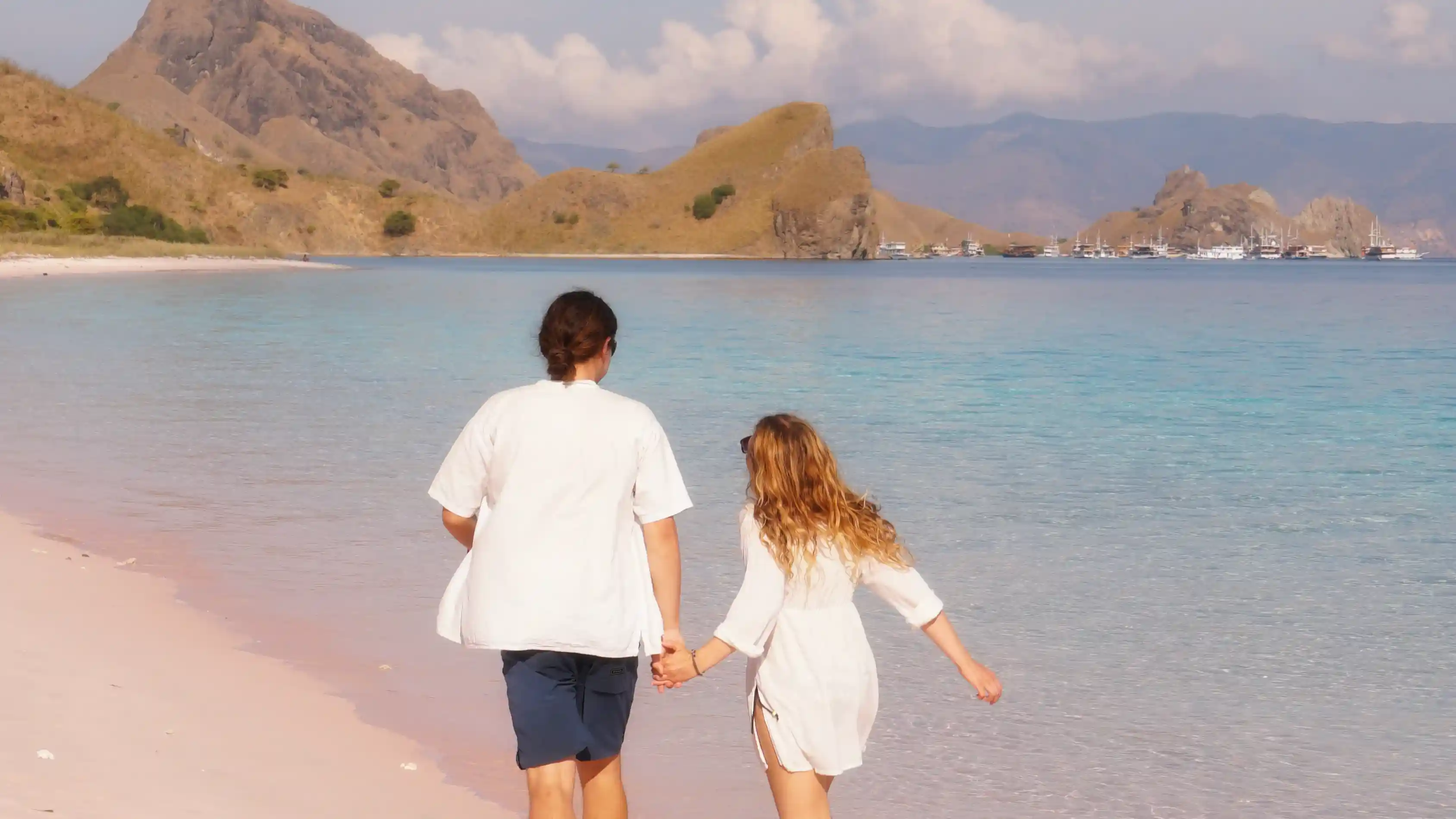 Romantic Honeymoon in Komodo National Park Pink Beach | Labuan Bajo VIP